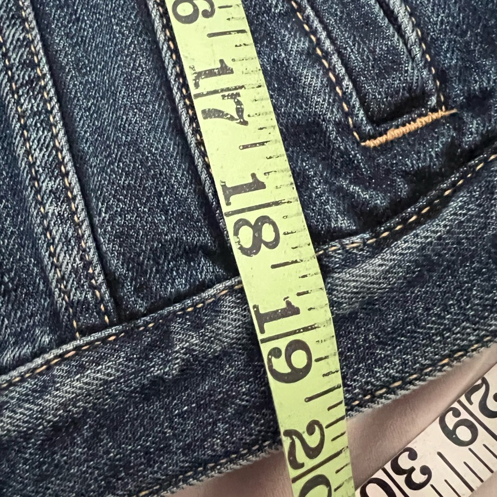 Banana Republic Women's Classic Blue Jean Jacket - Picture 3 of 8
